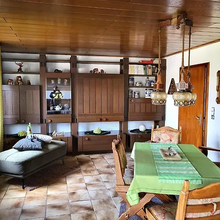 Regal In With Garden And Grill, Cleaning Included Pracht