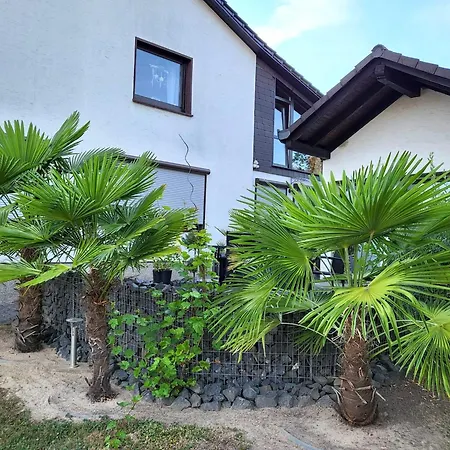 Regal In With Garden And Grill, Cleaning Included Daire Pracht
